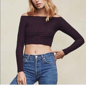 Long sleeved cropped Reformation shirt!